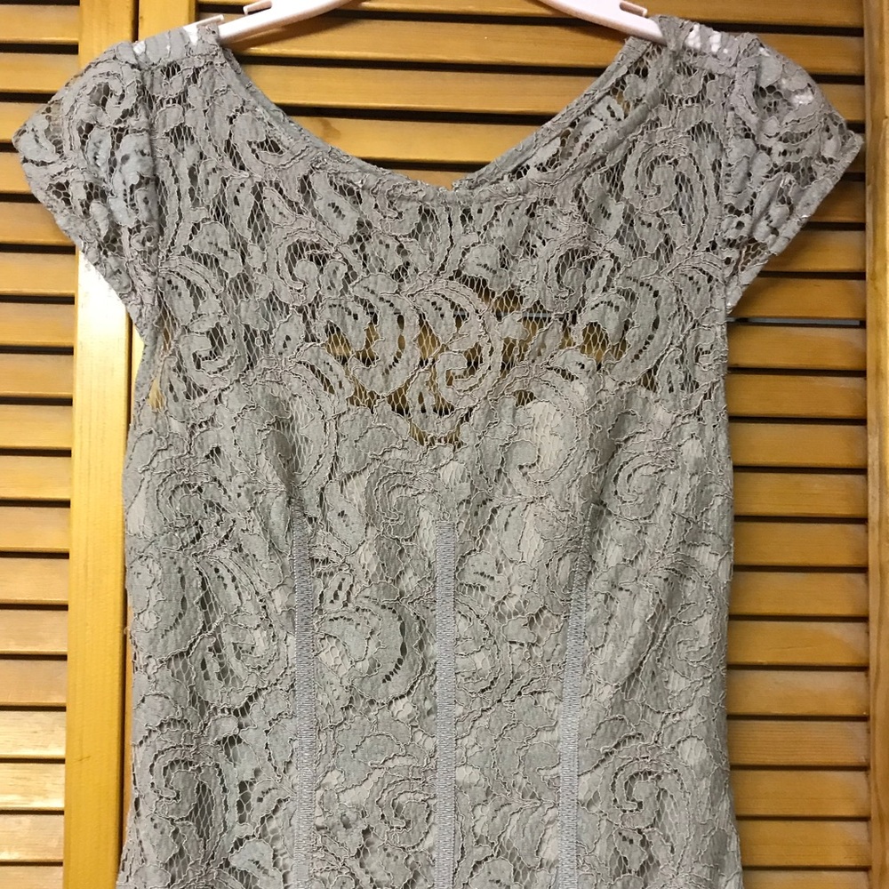 Glitter in Gold Gown - Picture 6 of 8